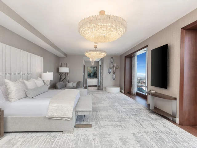 1425 Brickell Ave, Miami FL 33131