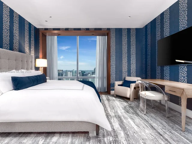 1425 Brickell Ave, Miami FL 33131