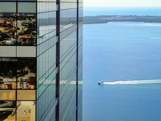 1425 Brickell Ave, Miami FL 33131