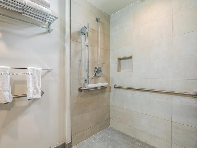 777 N Ocean Dr # S223, Hollywood FL 33019