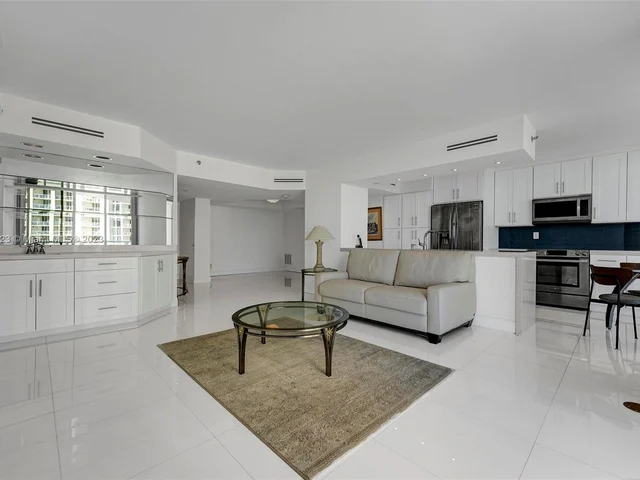 16485 Collins Ave # 1435, Sunny Isles Beach FL 33160