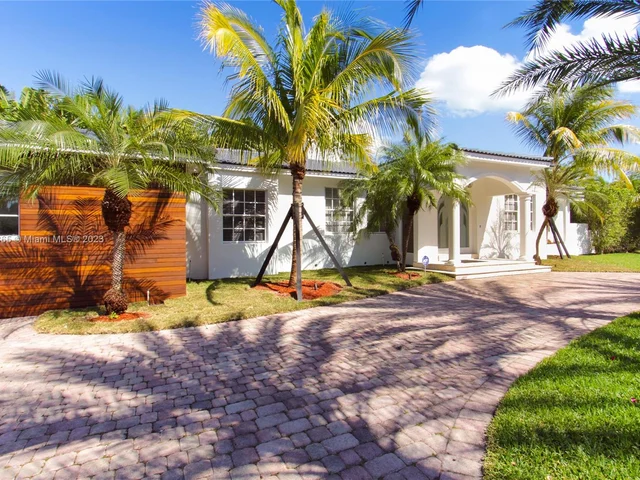 145 S Hibiscus Dr, Miami Beach FL 33139