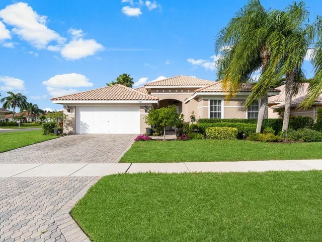 6569 Jog Estates Ln, Boynton Beach FL 33437