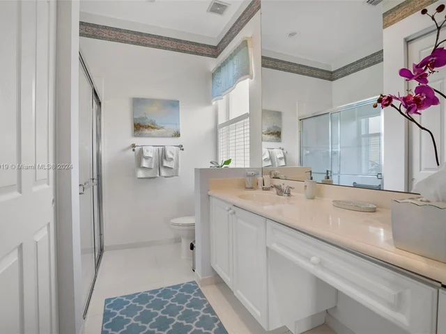 6569 Jog Estates Ln, Boynton Beach FL 33437