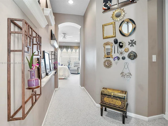 6569 Jog Estates Ln, Boynton Beach FL 33437