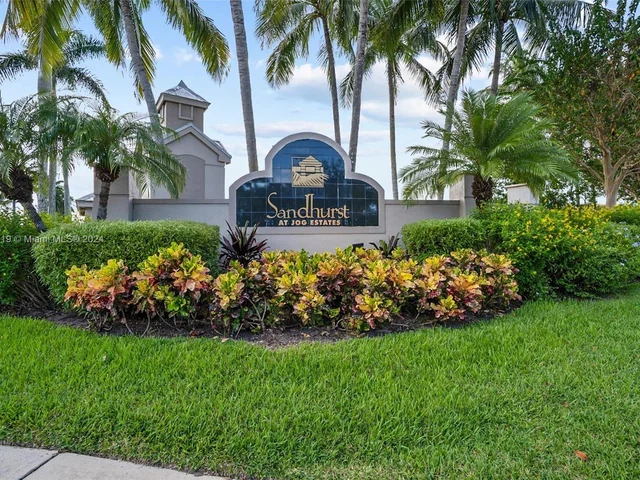 6569 Jog Estates Ln, Boynton Beach FL 33437