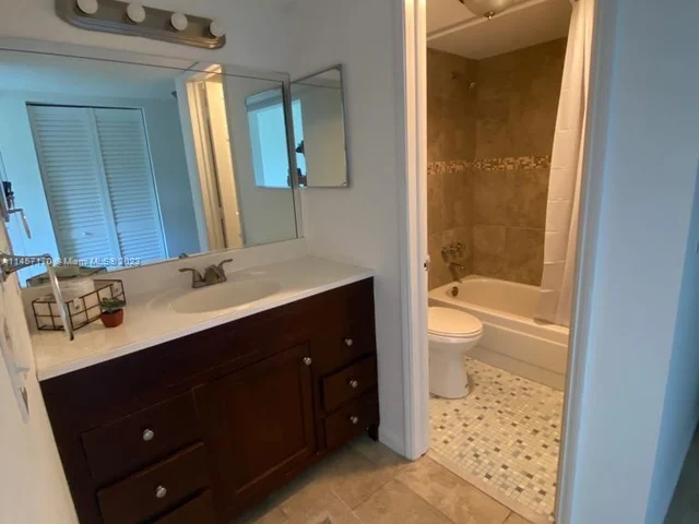 9430 Live Oak Pl # 205, Davie FL 33324