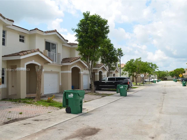 13990 SW 260th St # 102, Homestead FL 33032