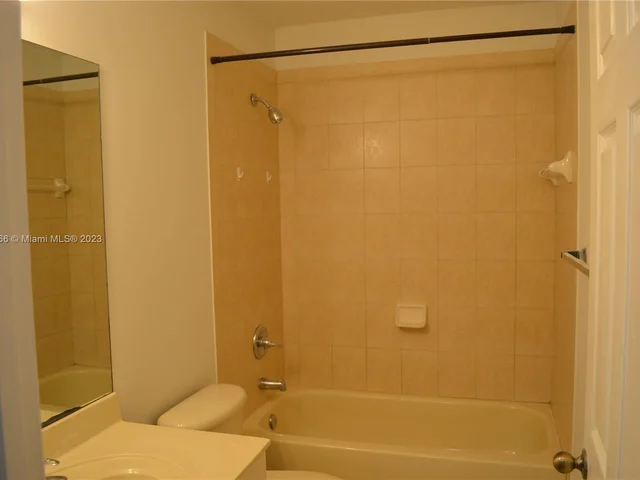 13990 SW 260th St # 102, Homestead FL 33032