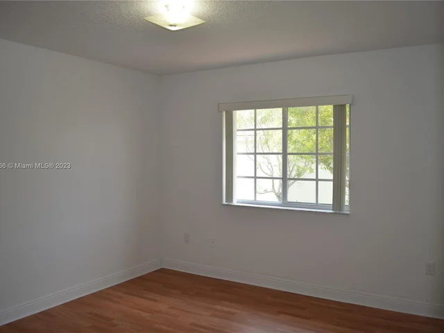 13990 SW 260th St # 102, Homestead FL 33032