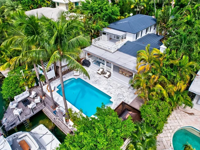 244 W San Marino Dr, Miami Beach FL 33139