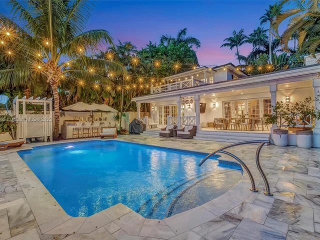 244 W San Marino Dr, Miami Beach FL 33139