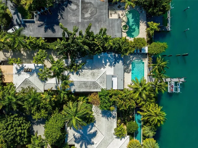 244 W San Marino Dr, Miami Beach FL 33139