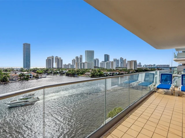 19707 Turnberry Way # 9J, Aventura FL 33180