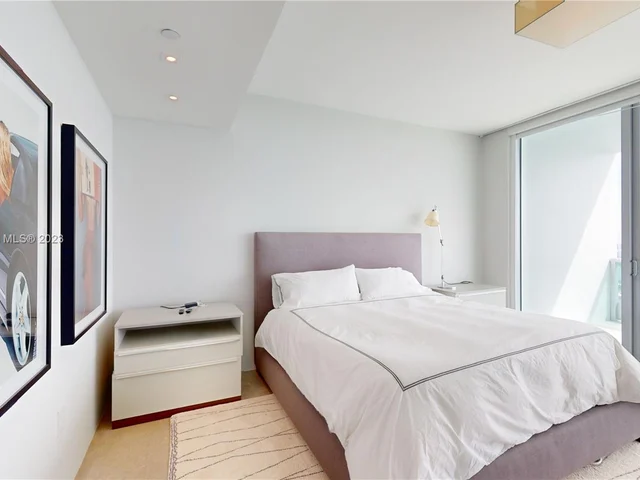 900 Biscayne Blvd # 5701, Miami FL 33132