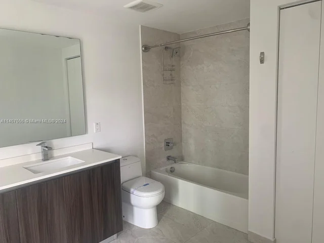 488 NE 18th St # 517, Miami FL 33132