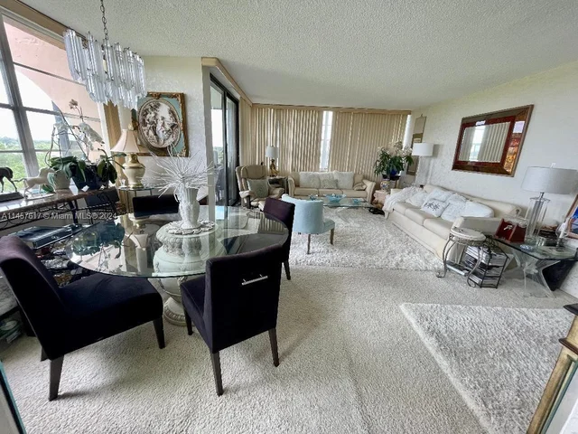 1400 Saint Charles Pl # A, Pembroke Pines FL 33026