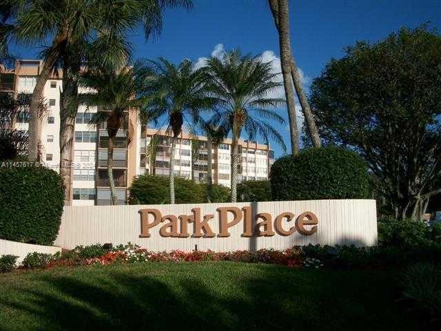 1400 Saint Charles Pl # A, Pembroke Pines FL 33026