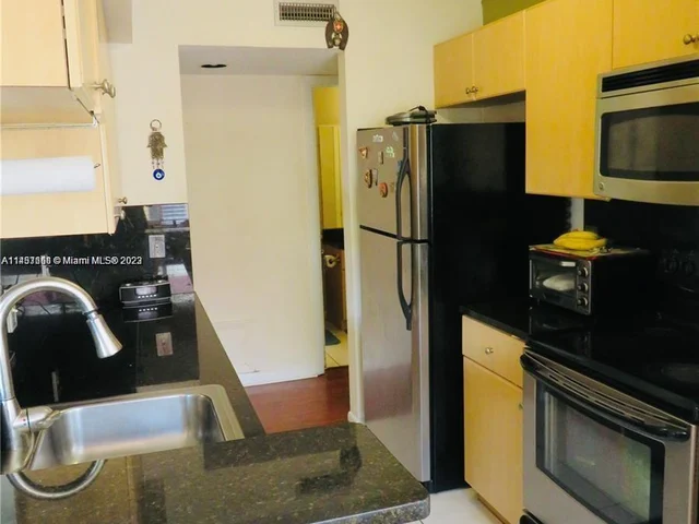 164 SW 83rd Way # 205, Pembroke Pines FL 33025