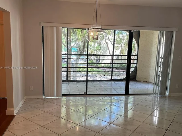 6328 W Longboat Ln W # 201, Boca Raton FL 33433