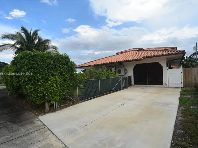 10000 SW 45th St, Miami FL 33165
