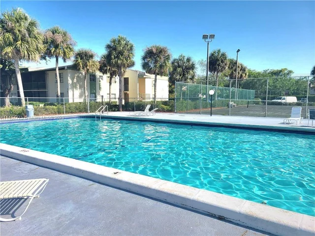 4120 NW 88th Ave # 106, Coral Springs FL 33065