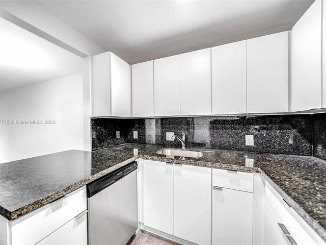 4120 NW 88th Ave # 106, Coral Springs FL 33065