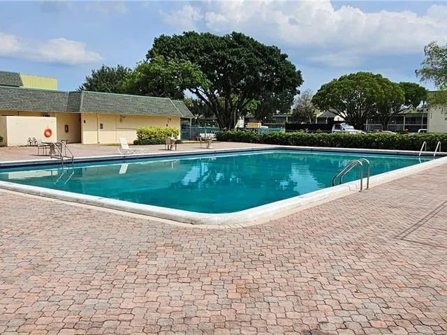 4120 NW 88th Ave # 106, Coral Springs FL 33065