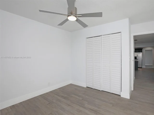 7971 SW 30th St, Davie FL 33328