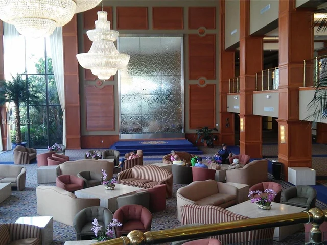 1200 SW 125th Ave # 315L, Pembroke Pines FL 33027