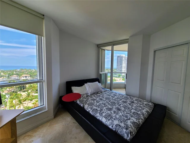21055 Yacht Club Dr # 1602, Aventura FL 33180