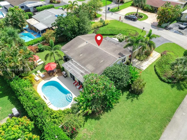 2109 NW 2nd Ave, Wilton Manors FL 33311