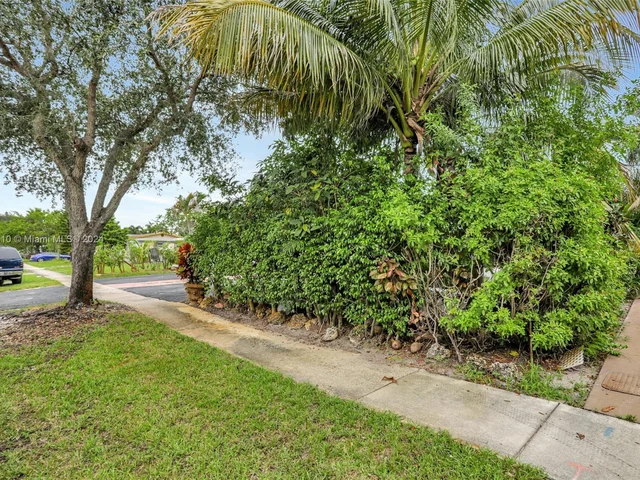 630 SW 31st Ave, Fort Lauderdale FL 33312