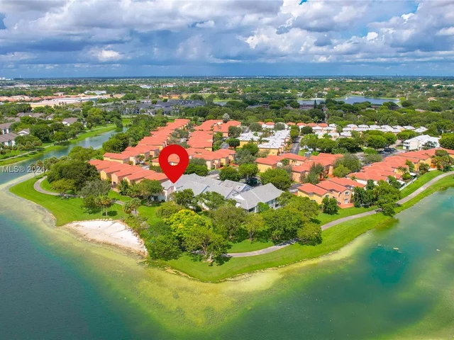 10521 Mahogany Key Cir # 207, Miami FL 33196