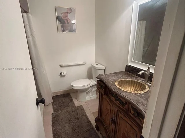 5300 Washington St # T120, Hollywood FL 33021