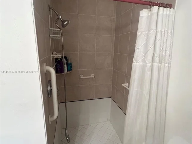 5300 Washington St # T120, Hollywood FL 33021