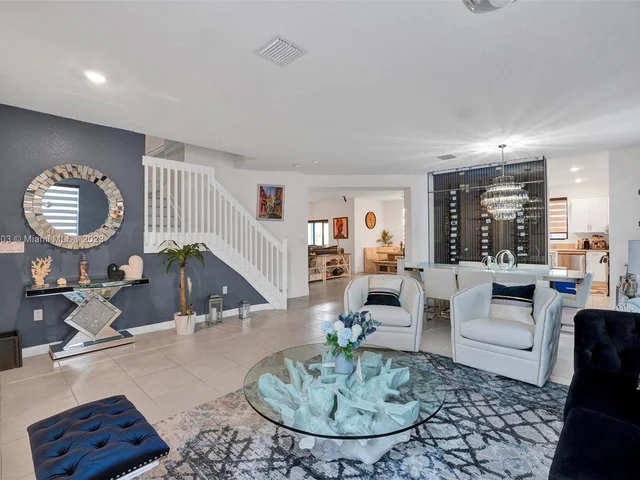 28458 SW 133rd Ct, Homestead FL 33033