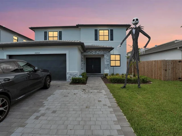 28458 SW 133rd Ct, Homestead FL 33033