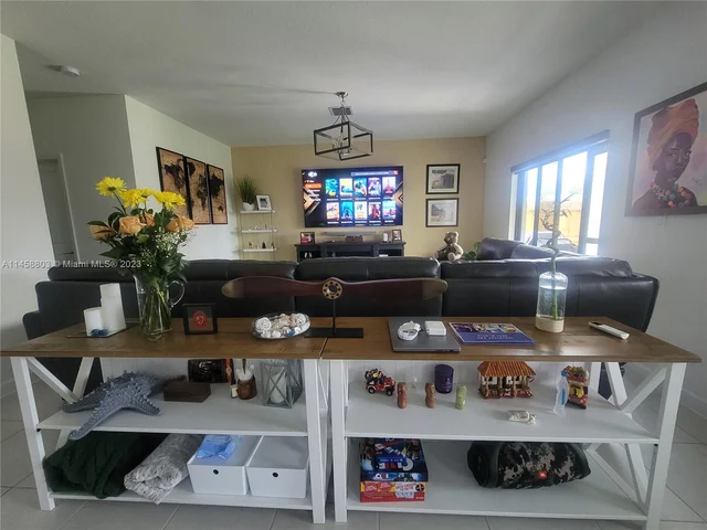 28458 SW 133rd Ct, Homestead FL 33033