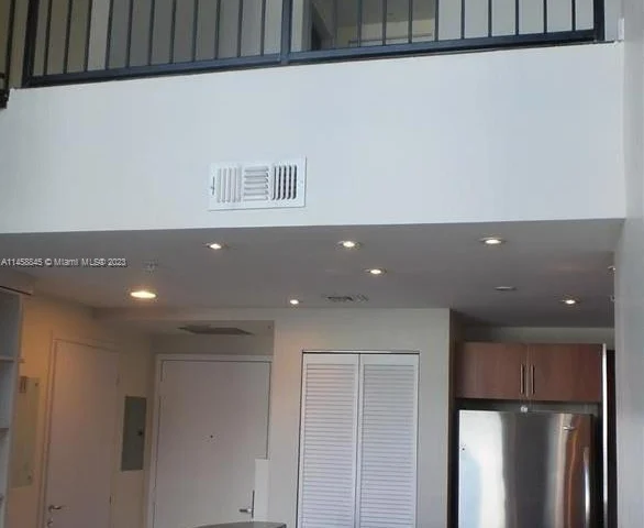 300 S Biscayne Blvd # 626, Miami FL 33131