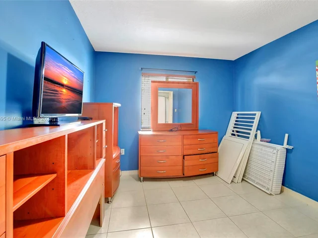 14969 SW 59th St, Miami FL 33193