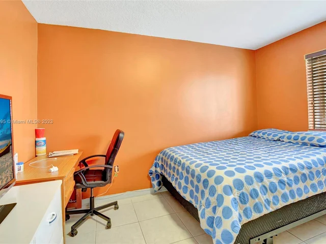 14969 SW 59th St, Miami FL 33193