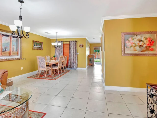 14969 SW 59th St, Miami FL 33193