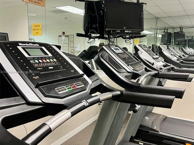 10777 W Sample Rd # 1009, Coral Springs FL 33065