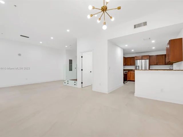 8395 SW 73rd Ave # 119, Miami FL 33143