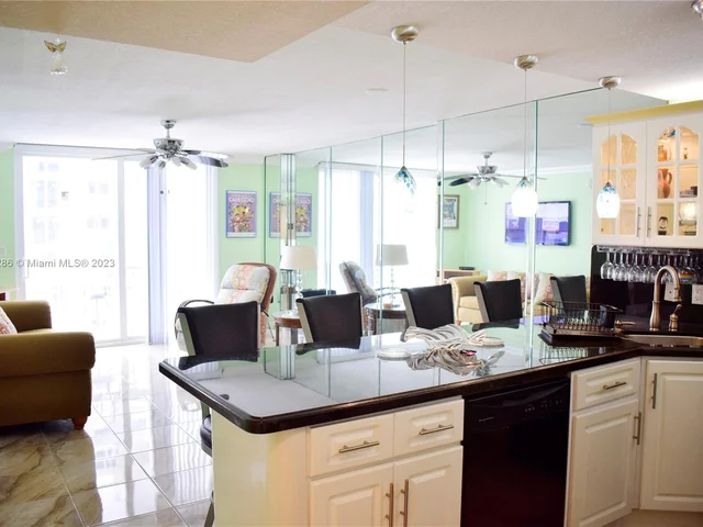 401 Ocean Dr # 509, Miami Beach FL 33139