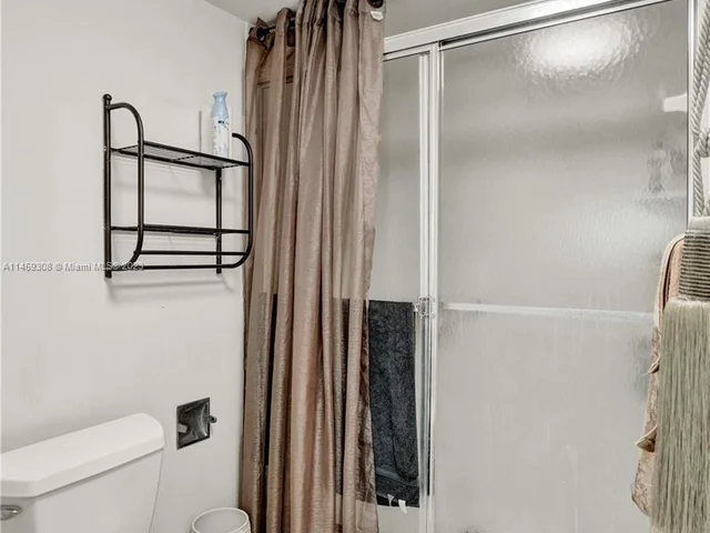 701 SW 141st Ave # 411R, Pembroke Pines FL 33027