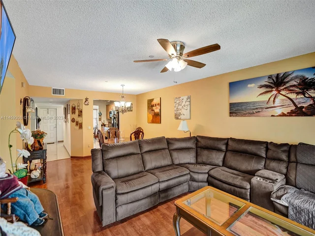 701 SW 141st Ave # 411R, Pembroke Pines FL 33027