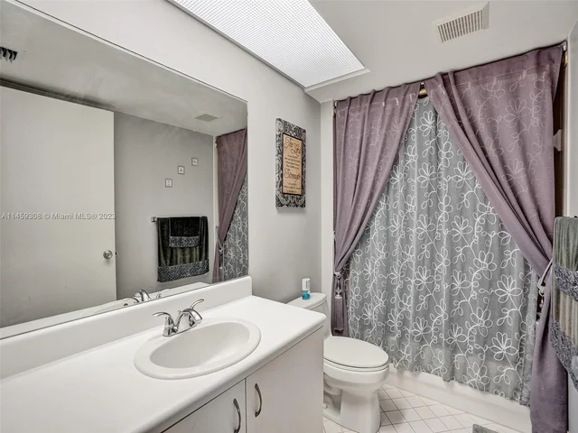 701 SW 141st Ave # 411R, Pembroke Pines FL 33027