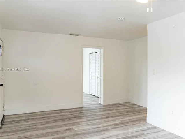 4878 NW 4th Ter # 4878, Miami FL 33126